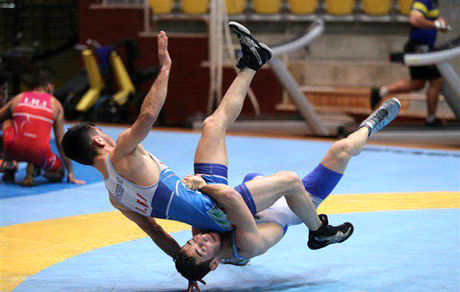 ۲۲ فرنگی‌کار به اردوی تیم کشتی امید دعوت شدند