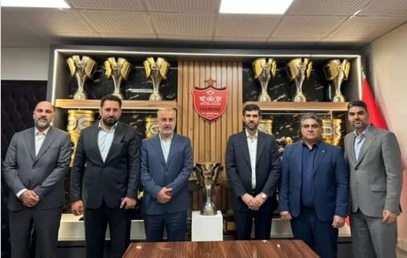 دیدار مدیرعامل و اعضای هیات مدیره باشگاه پرسپولیس با وزیر ورزش و جوانان