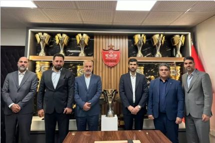 دیدار مدیرعامل و اعضای هیات مدیره باشگاه پرسپولیس با وزیر ورزش و جوانان