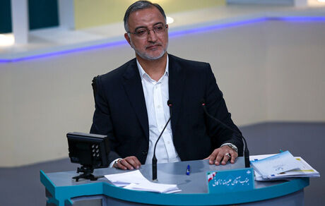 سرانجام، زاکانی بطور رسمی انصراف داد