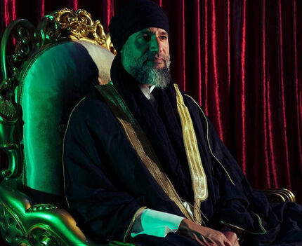 بلومبرگ: روسیه به حفتر برای حمایت از سیف الاسلام قذافی در انتخابات لیبی فشار می‌آورد