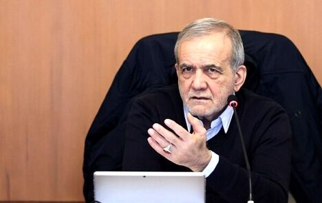 پزشکیان: تهدید به هدف قراردادن زیرساخت‌های حیاتی، نشانه استیصال برابر اراده ملت است