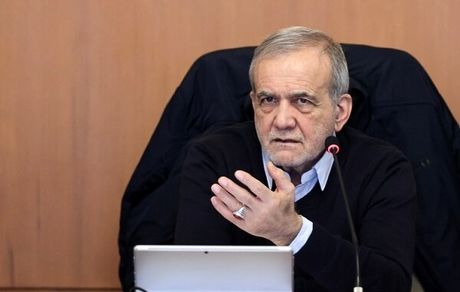 تاکید رئیس جمهور بر ضرورت افزایش سرمایه‌گذاری در صنعت داروسازی 