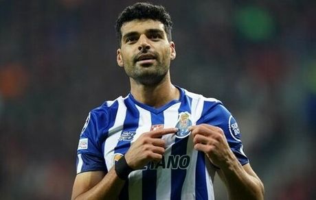 طارمی در پورتو ماندنی شد