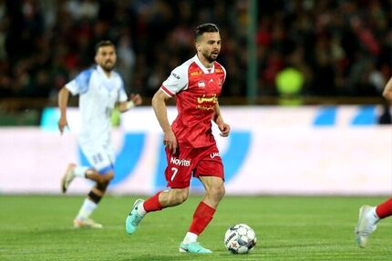 ملوان از داور بازی با پرسپولیس شکایت می‌کند