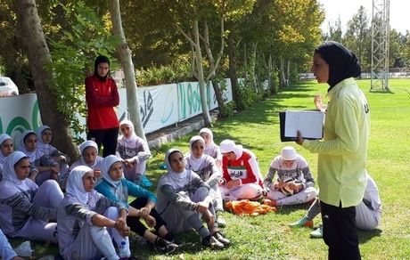 دختران فوتبالیست اردوی تیم ملی را بایکوت کردند؟