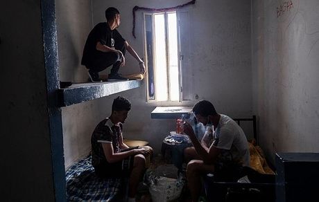 اسپانیا، اقامت به مهاجران جوان را آسان می‌کند