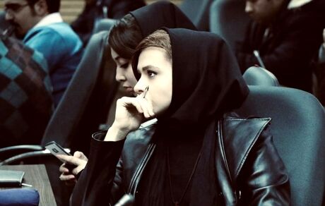 اینترنت را بستند، رسانه‌ها را هم؛ روشنگری چه شد؟