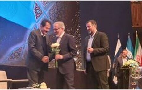 مدیرعامل بانک مسکن چهره برگزیده بانکی سال ۱۴۰۳ شد