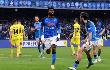 ناپولی، اینتر فینالیست اروپا را در هم شکست