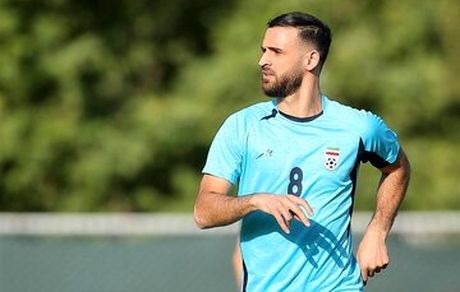 پیشنهاد صدرنشین لیگ عربستان به ستاره سابق پرسپولیس
