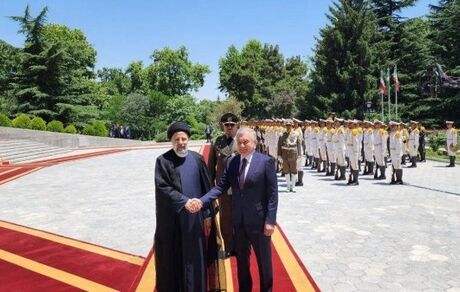 استقبال رسمی رئیس جمهور کشورمان از همتای ازبکستانی انجام شد