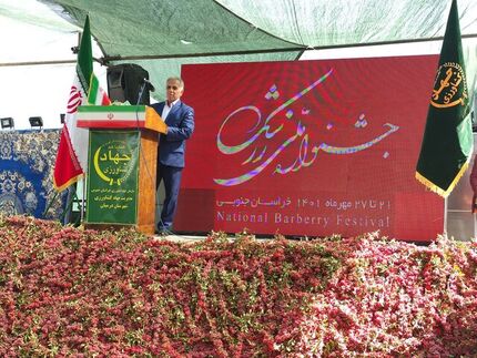 نگاه‌ها به فروش زرشک تغییر یابد