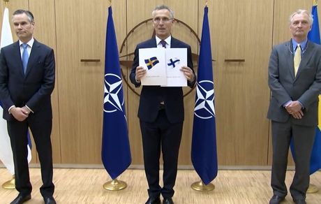 درخواست رسمی سوئد و فنلاند برای عضویت در ناتو