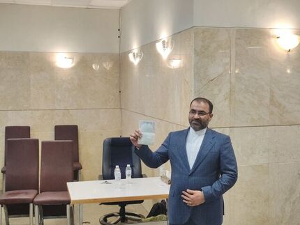 ادامه ثبت‌نام نمایندگان سابق مجلس برای ریاست جمهوری به نماینده آبادان رسید