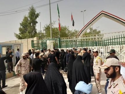 سفیر ایران در عراق: ازدحام جمعیت در مرز خسروی مشکلاتی به وجود آورده است/ در تلاش برای بازگشایی مجدد مرز هستیم