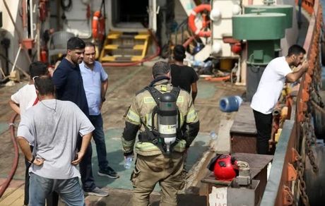 آتش سوزی در سوله کاغذ دیواری در مشهد / آتش نشانی: مهار شد