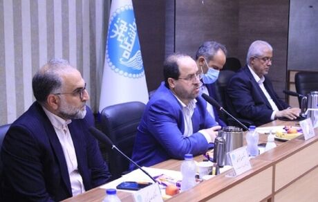 رئیس دانشگاه تهران: شأن نهاد دانشگاه چیزی جز گفت‌وگو نیست/ فضای کمیته انضباطی باید بر اساس حوصله و منطق شکل بگیرد