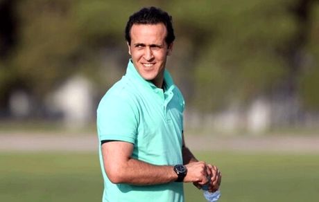 واکنش علی کریمی به درگذشت بهمن مفید/ عکس