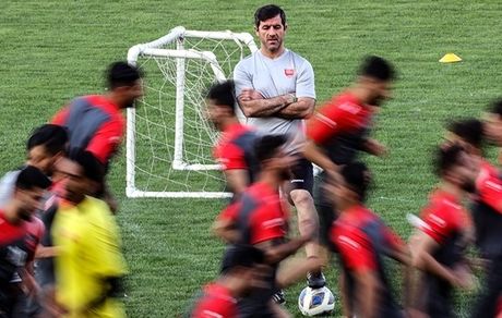  چالش مهاجم خارجی در پرسپولیس/ از درخواست یحیی تا مشکلات مالی باشگاه