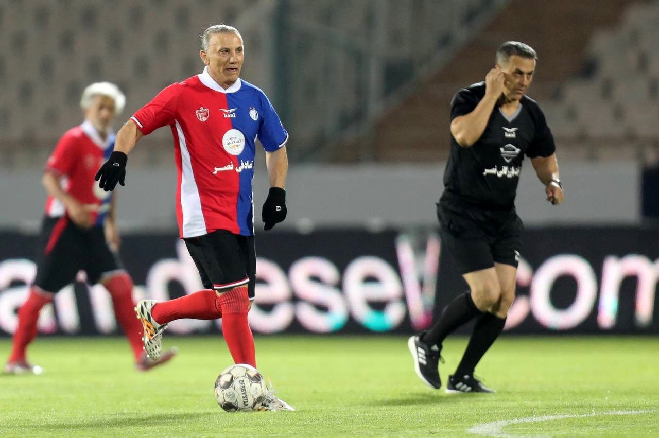 دیدار دوستانه منتخب ۹۸ و سرخابی‌ها 