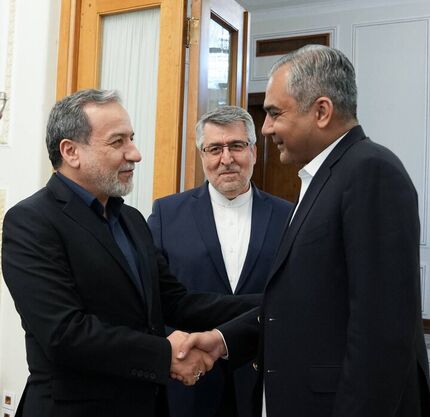 دیدار دوباره وزیر کشور پاکستان با عراقچی