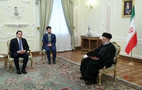 نقش تمدن‌های کهن و ریشه‌دار ایران و یونان افتخارآمیز است