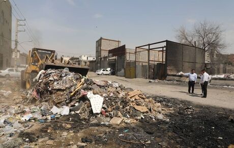 جمع‌آوری ۸۵ تن خاک و نخاله ساختمانی از ناحیه‌ای در یک منطقه تهران
