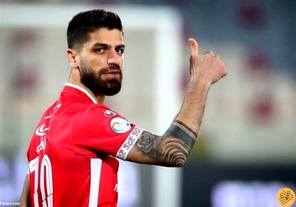 بازیکن پرسپولیس، سرباز شد