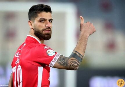 بازیکن پرسپولیس، سرباز شد