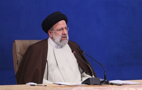 پرهیز از هرگونه عادی‌انگاری درباره کرونا/بازگشایی‌ها با جایگزینی روش‌های هوشمند باشد