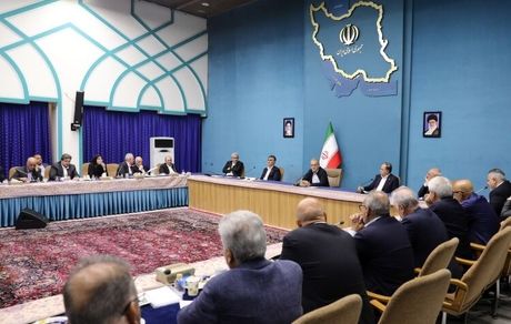 رئیس جمهور: پشتیبانی دولت از فعالیت‌های فعالان اقتصادی در خارج از کشور / تلاش ما این است که اسنپ‌بک فعال نشود