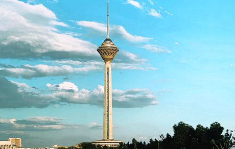 برج میلاد ۱۳ بدر تعطیل است