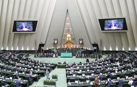 در مجلس، با طرح حمایت از کارخانجات و واحدهای تولیدی و صنعتی مخالفت شد