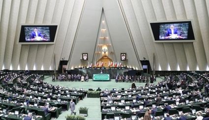 ساعات کاری کارکنان دولت ۴۴ ساعت تعیین شد