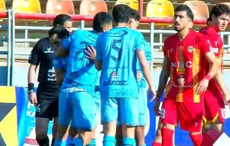 دور برگشت لیگ برتر فوتبال بدون تماشاگر و صفر صفر آغاز شد