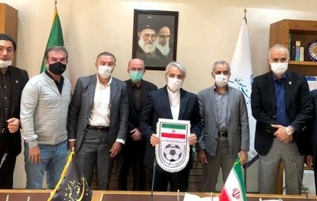 دیدار فوتبالی ها با نوبخت/ یک انتقاد و یک درخواست