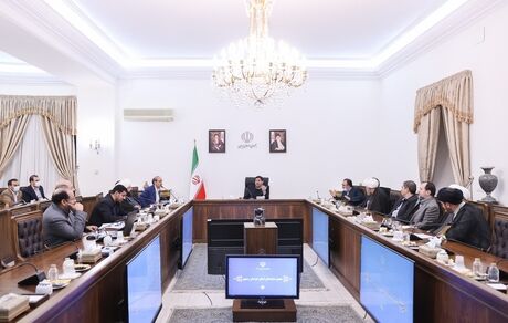 پیگیری مشکلات استان خراسان رضوی در دیدار مخبر با اعضای مجمع نمایندگان استان خراسان رضوی