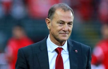 فرهاد مجیدی قیمت دی‌بیاسی را لو داده! 