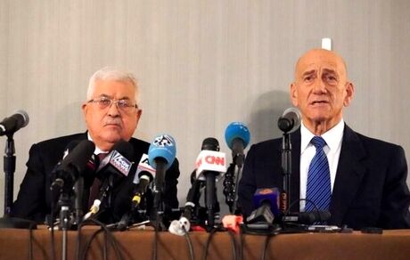 عباس: آماده از سرگیری مذاکرات صلح براساس طرح ۲۰۰۸ هستیم