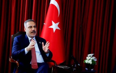 ترکیه: نظام جمهوری اسلامی ایران با جنگ فرو نمی‌ریزد