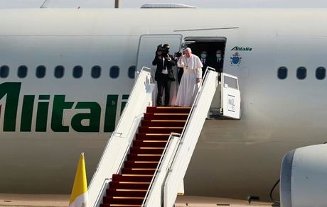 پاپ فرانسیس، عراق را ترک کرد