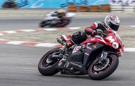 حادثه رقابت‌های موتورکراس قهرمانی ایران / بانوی موتورسوار به کما رفت