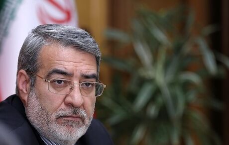 واکنش به انتقاد از نحوه اطلاع‌رسانی سهمیه‌بندی بنزین/ وزیر کشور: از صدا و سیما بپرسید!