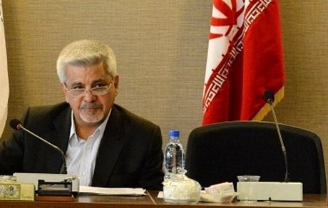 جولان دلال‌ها زیرسایه ارز ۴۲۰۰ تومانی