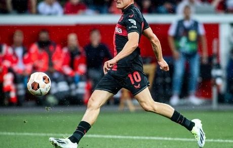 ادامه صدرنشینی بایر لورکوزن با آلونسو