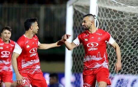 پرسپولیس با گلزنی مهاجم ترکیه‌ای به صدر جدول لیگ برتر نزدیک شد