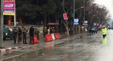 سه انفجار پیاپی پایتخت افغانستان را لرزاند / یک‌صد کشته و زخمی