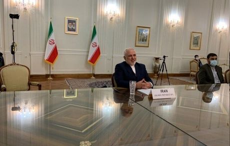 
ظریف: گزینه‌های ایران در برابر تمدید تحریم‌های تسلیحاتی قاطع خواهد بود
