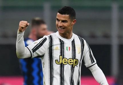عربستان: به هر شکل ممکن کریس رونالدو را جذب خواهیم کرد